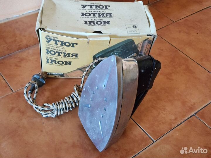 Утюг ретро СССР новый в упаковке