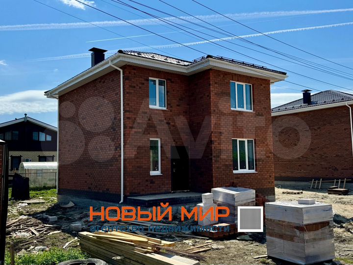 Дом 114,4 м² на участке 5 сот.