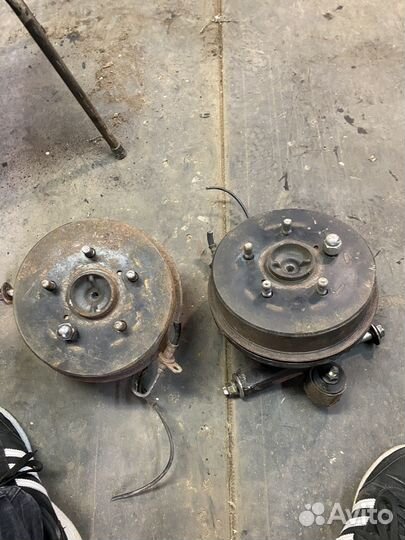 Ступицы в сборе задние toyota camry sv40