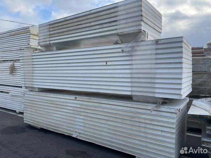 Зипс-Синема, сэндвич-панель