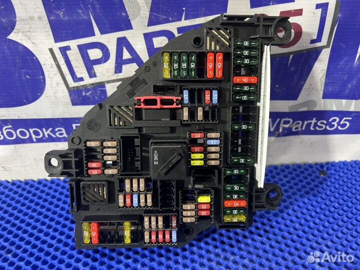 Блок предохранителей BMW F10, F07, F01 Задний