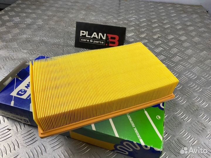 Фильтр воздушный двигателя Volkswagen Elp9071