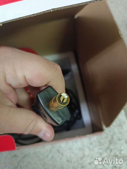 Компрессор автомобильный двухпоршневой