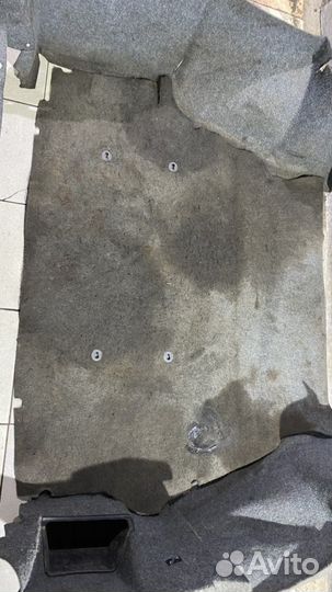 Обшивка багажника BMW 5 series E34