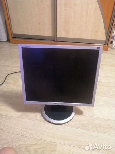 Монитор Samsung 940n