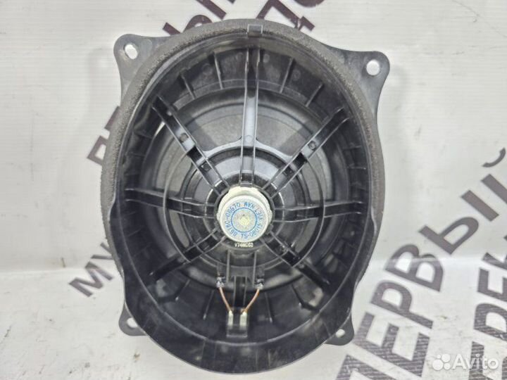 Динамик передний левый Toyota Camry 50