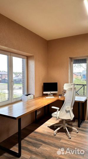 Стол компьютерный