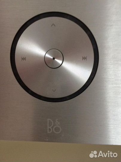 Bang olufsen beoplay e8