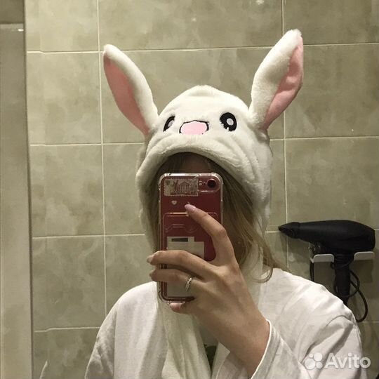 Шапка с подвижными ушами