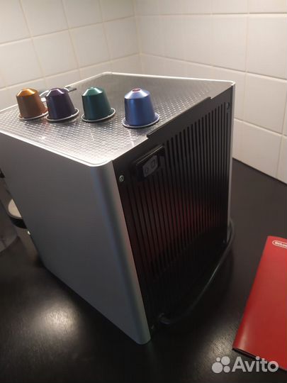 Капсульная кофемашина Delonghi EN 720 M Nespresso