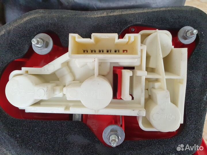 Bmw e91 фонарь задний правый