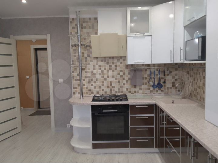 1-к. квартира, 40 м², 9/17 эт.