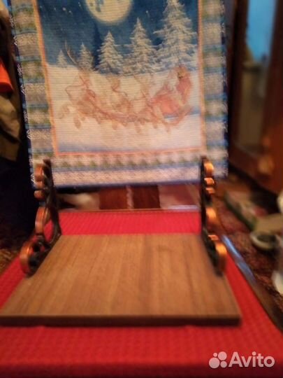 Полочка настенная