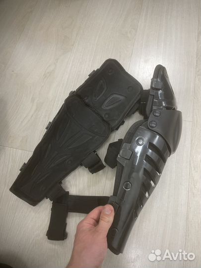Наколенники шарнирные