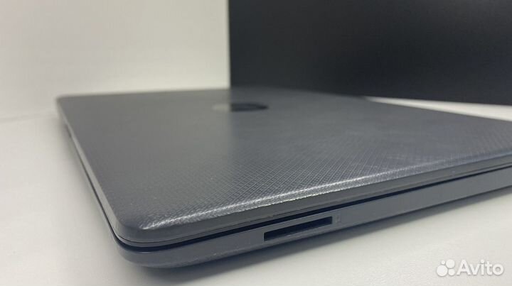 Ноутбук HP 15-dw1035ur 15.6