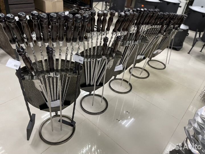 Подставка для шампуров «Рыцарский щит»