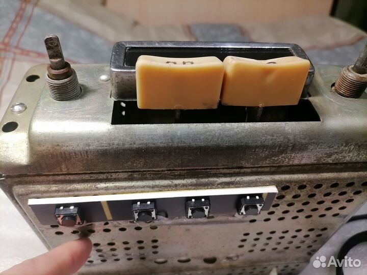 Радиоприёмник на Москвич 407, 403, Газ-21 и др