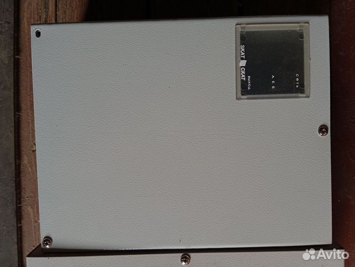 Блок резервного питания skat