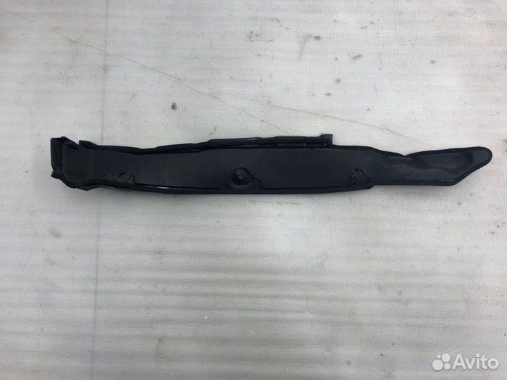 Локер крыла передний правый Toyota Land Cruiser