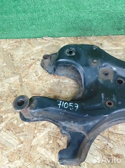 Балка подвески передняя Toyota Corolla E12