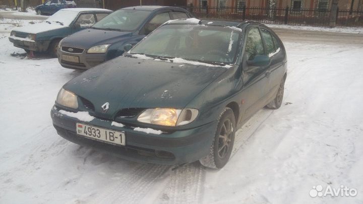 Детали Рено Меган 1998г