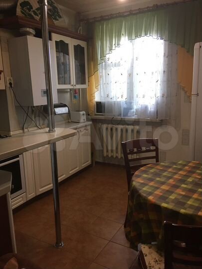 1-к. квартира, 32 м², 1/10 эт.