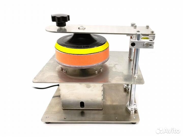 Устройство для ремонта/полировки дисков CD/DVD