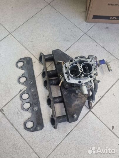 Карбюратор, коллектор, насос Audi 100 2.3