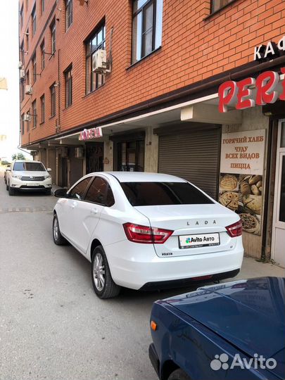 LADA Vesta 1.8 МТ, 2018, 100 000 км