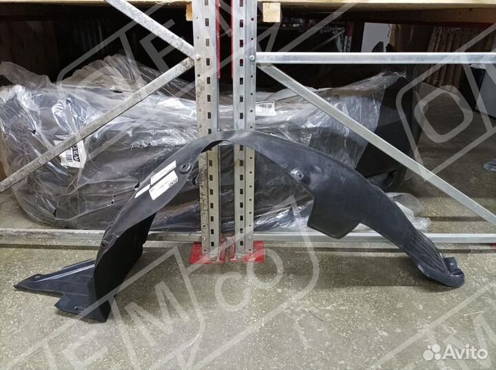 Подкрылок передний правый Kia Ceed