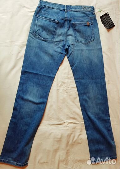 Итальянские новые джинсы Notify. W32