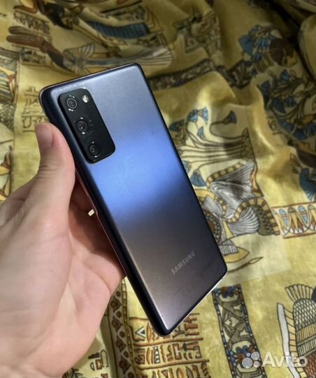 Samsung galaxy s 20 fe