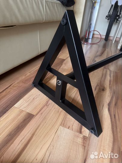 Стойки для акустики