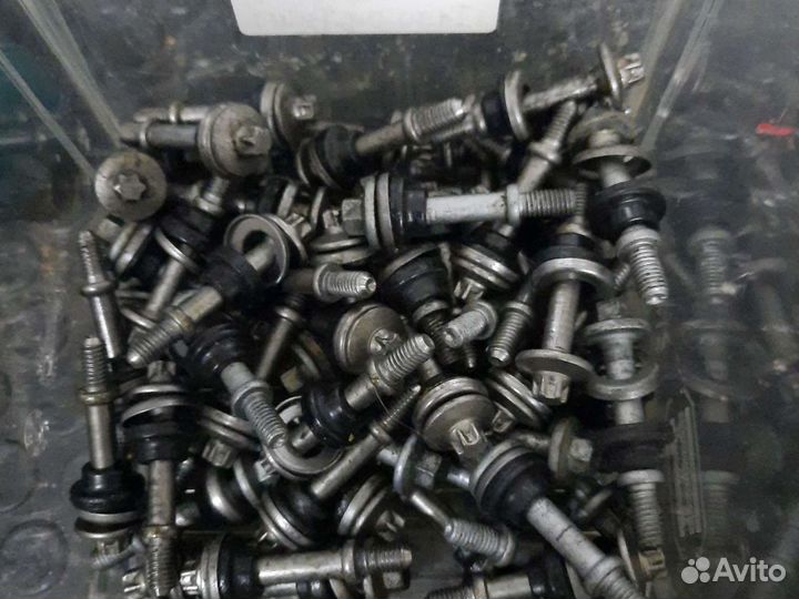 420440561 болты клапанной крышки rotax 1503