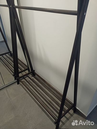 Напольные вешалки для одежды новые