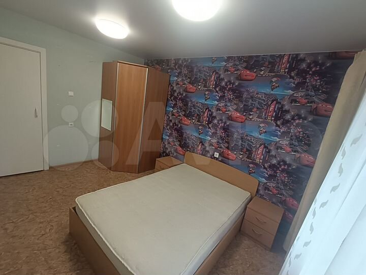 2-к. квартира, 50 м², 1/10 эт.