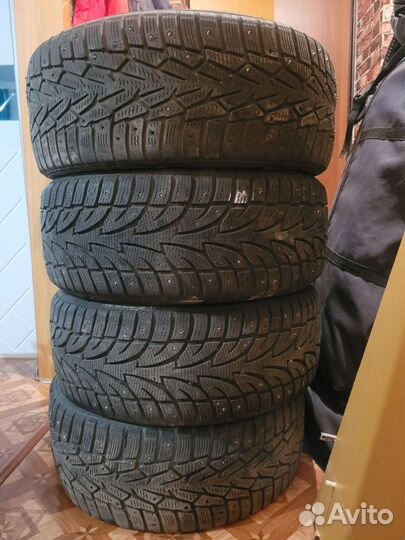 Sailun Ice Blazer Arctic 215/50 R17