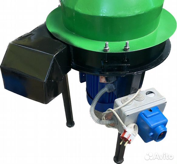 Сеноизмельчитель бытовой 220/380 вт 