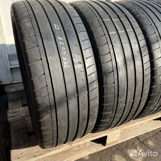 Dunlop SP Sport Maxx GT 255/40 R21