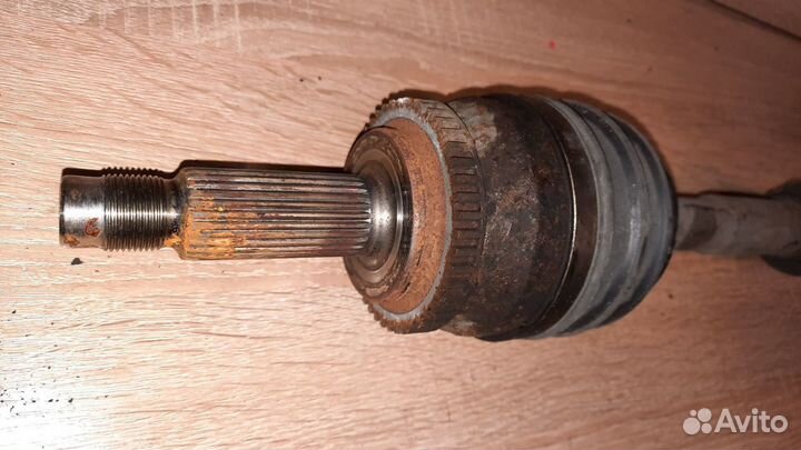 Привод правый Киа соул 1 1,6 дизель МКПП