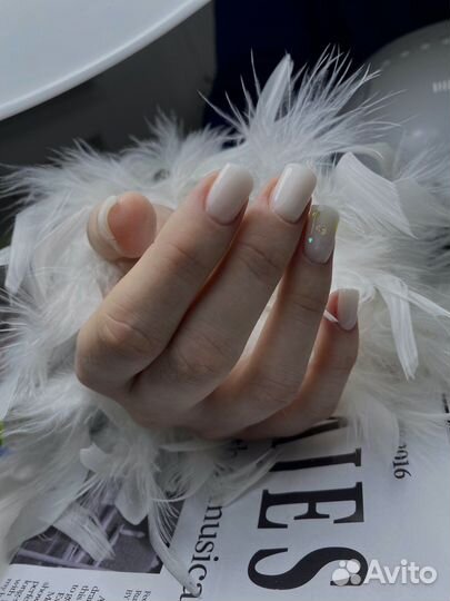 Маникюр Педикюр