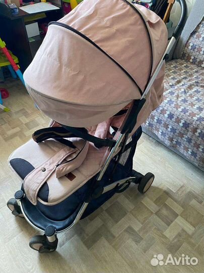 Прогулочная коляска nuovita
