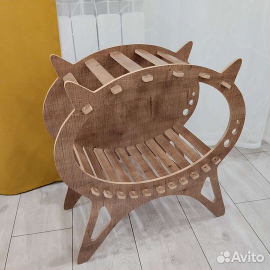Лежанка для кошек
