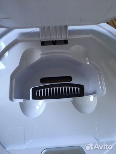 Робот-пылесос skarlett