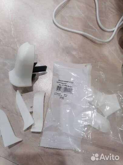 Уголки для плинтуса