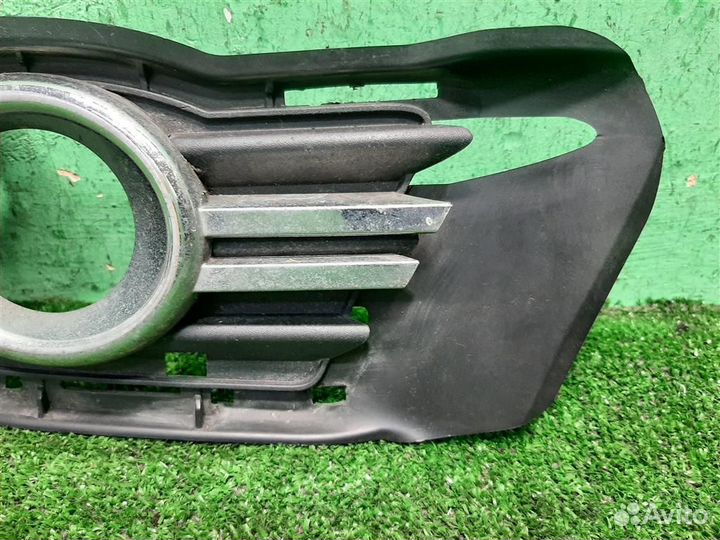 Рамка птф левая Mercedes Benz C-Class W204 2008