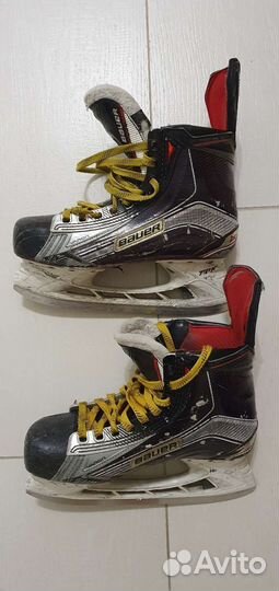 Коньки хоккейные юниорские б/у
