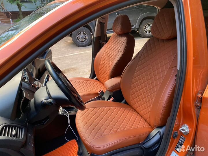 Автомобильные чехлы экокожа Ромб Kia Rio 3