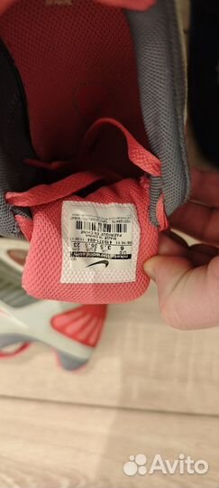 Кроссовки Nike женские