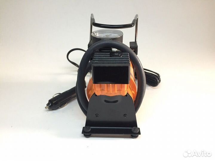 Компрессор (насос) автомобильный для подкачки шин